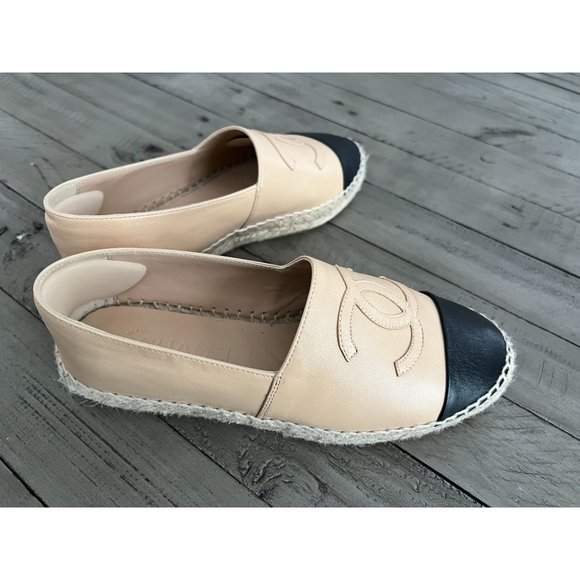 CHANEL Beige and Black Espadrilles - Picture 9 of 11